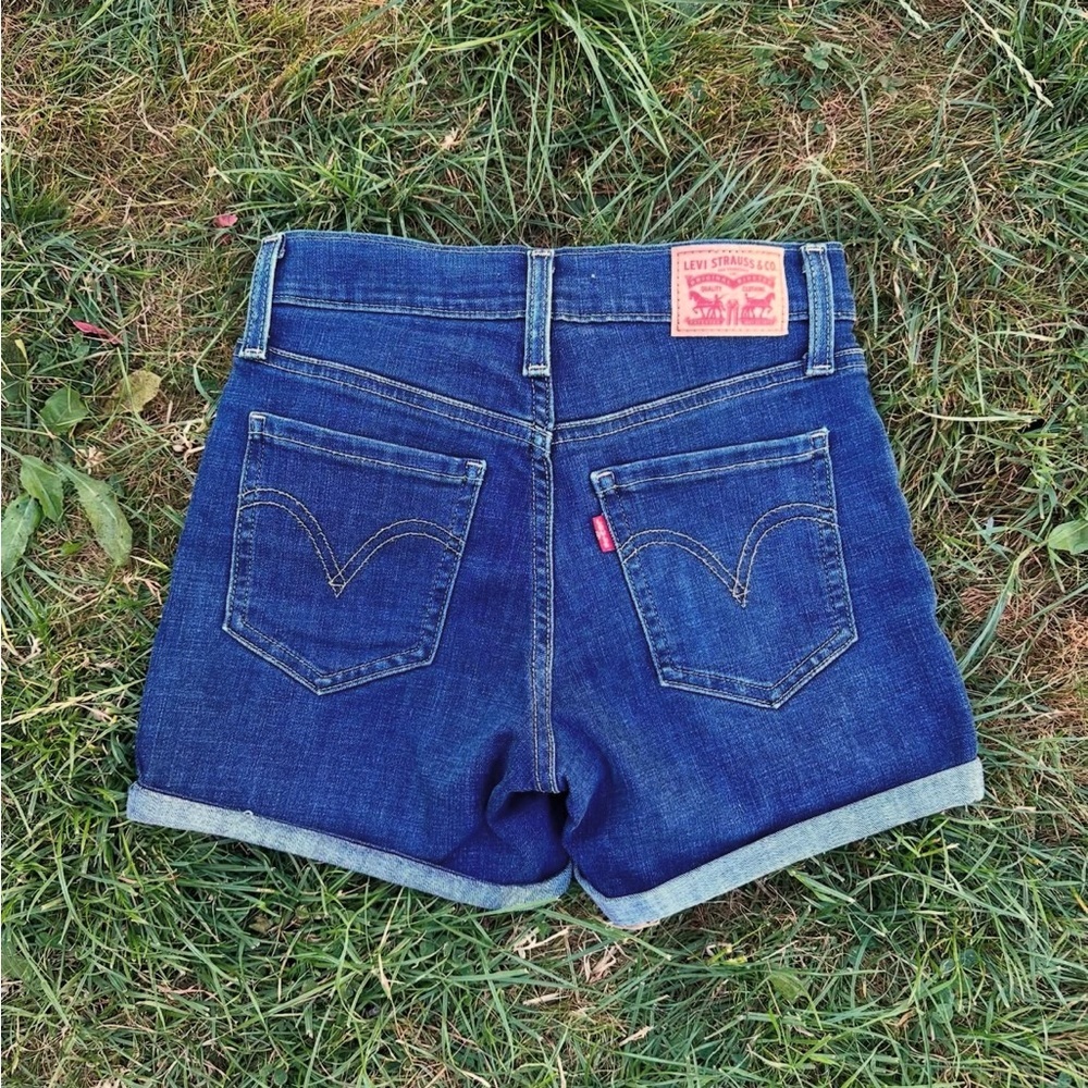 Levi’s Denim Dark Blue Jean Shorts “Mid Length Shorts” - Picture 2 of 2